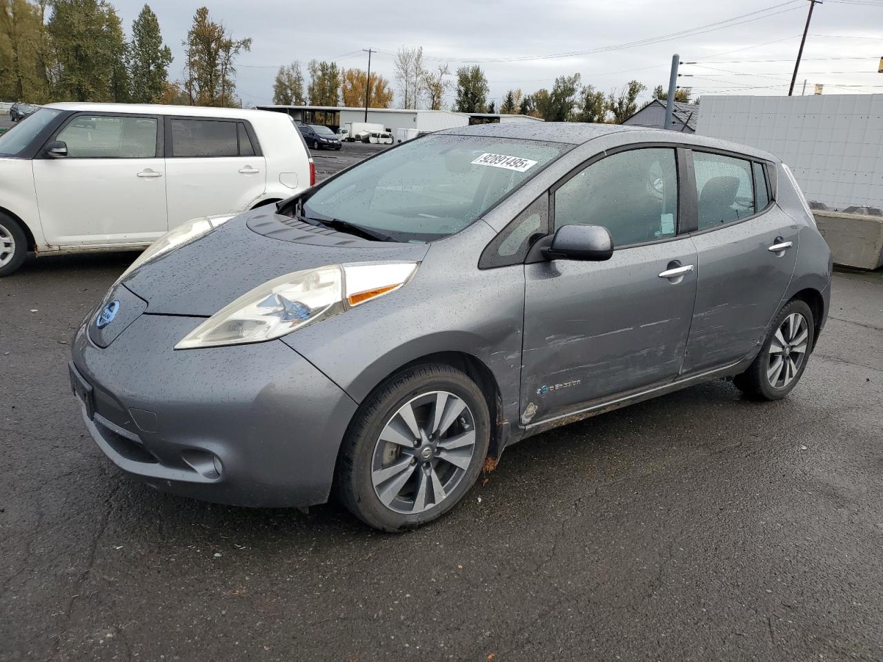 NISSAN LEAF SV
