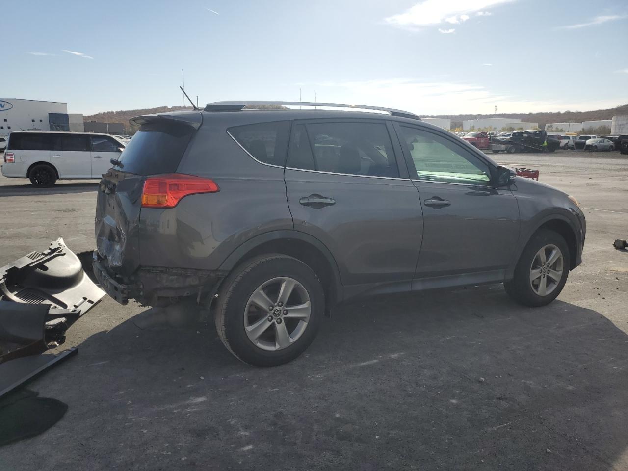 TOYOTA RAV4 XLE