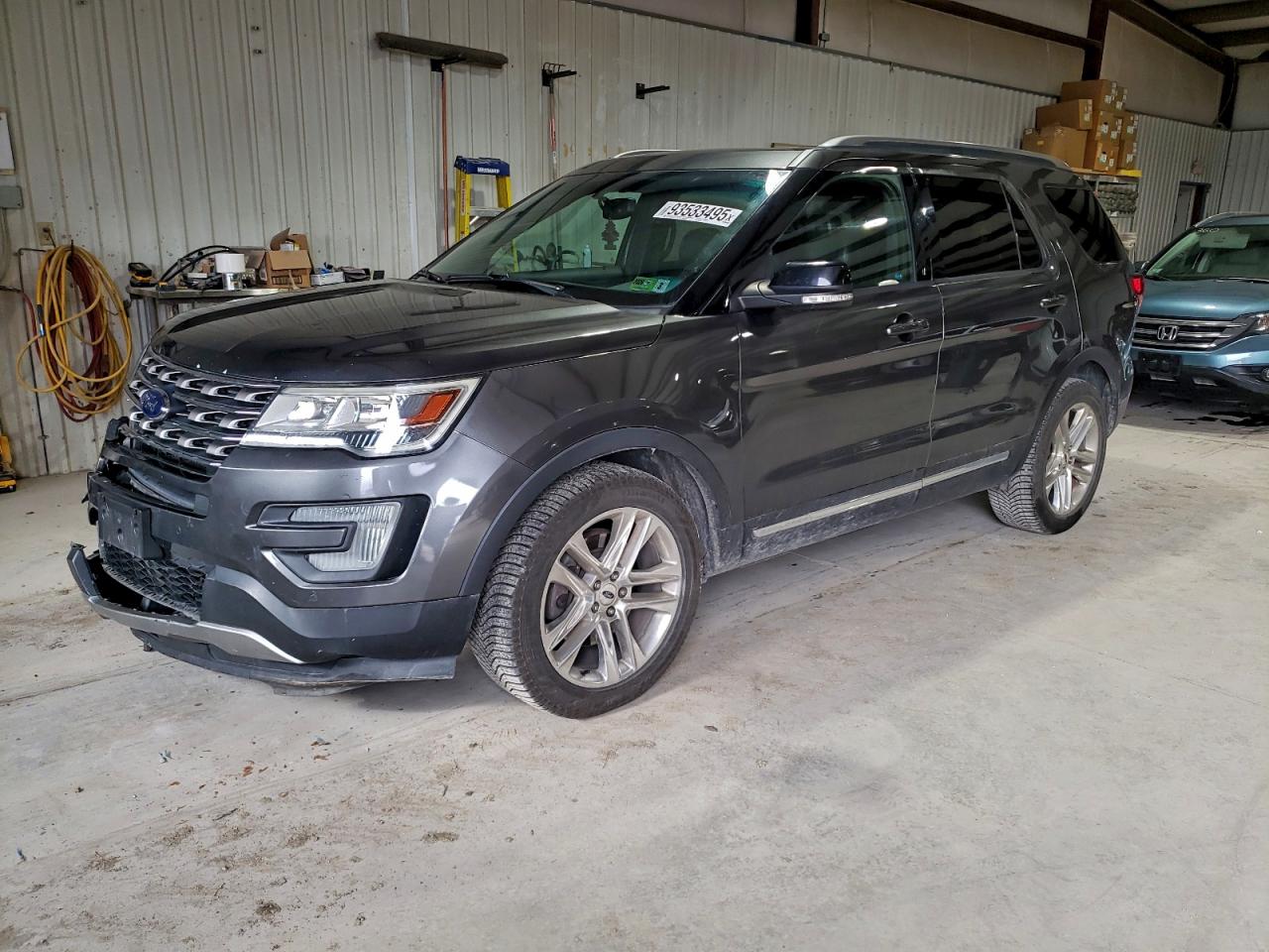 Lot #3315961214 2017 FORD EXPLORER X
