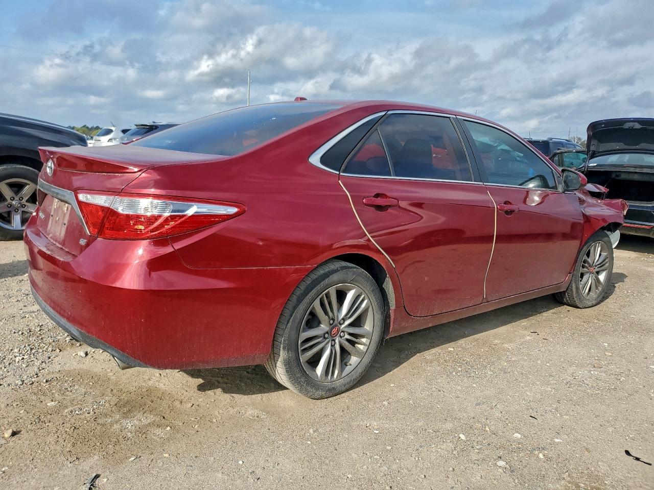 TOYOTA CAMRY LE