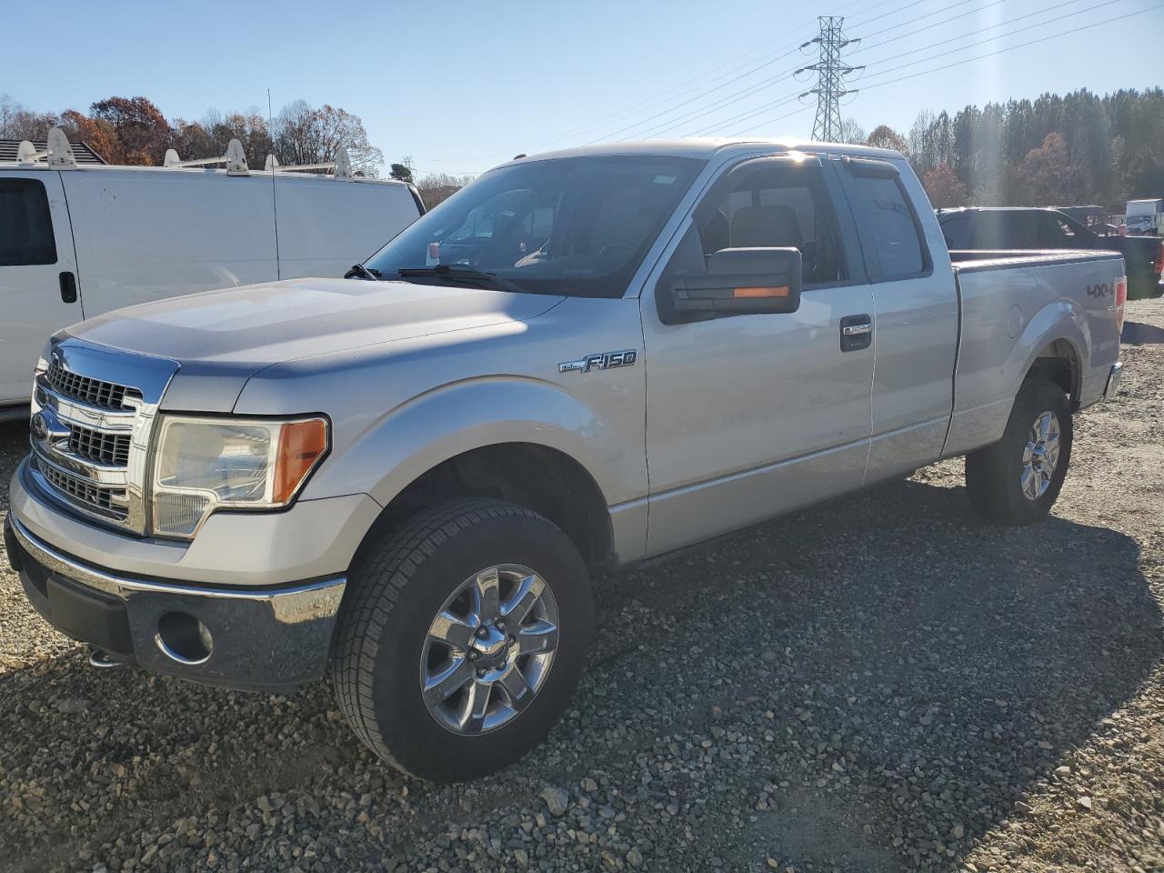 FORD F-150 SUPER CAB
