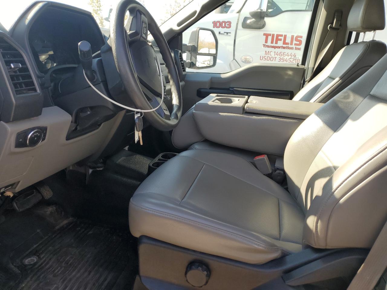 Lot #3310327955 2019 FORD F350 SUPER