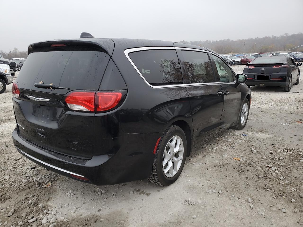 CHRYSLER PACIFICA TOURING L