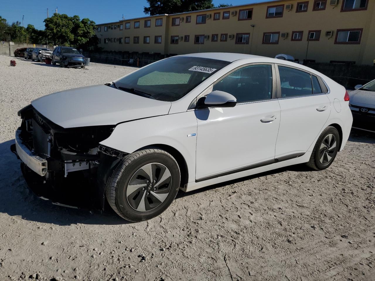 HYUNDAI IONIQ SEL