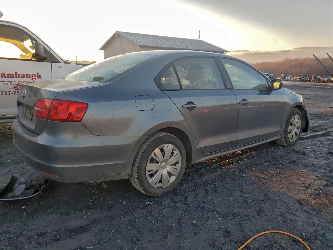 VOLKSWAGEN JETTA BASE