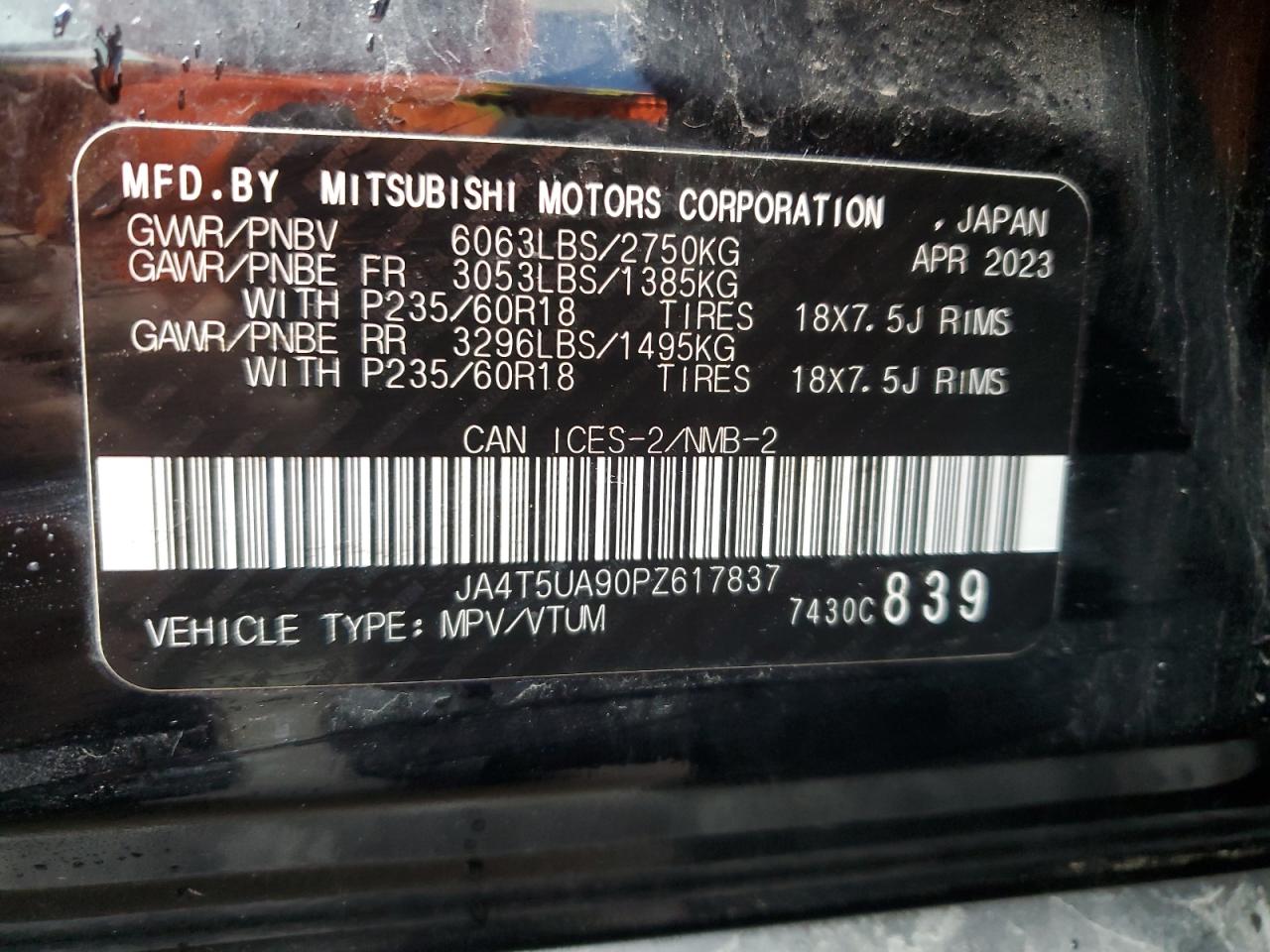 MITSUBISHI OUTLANDER SE