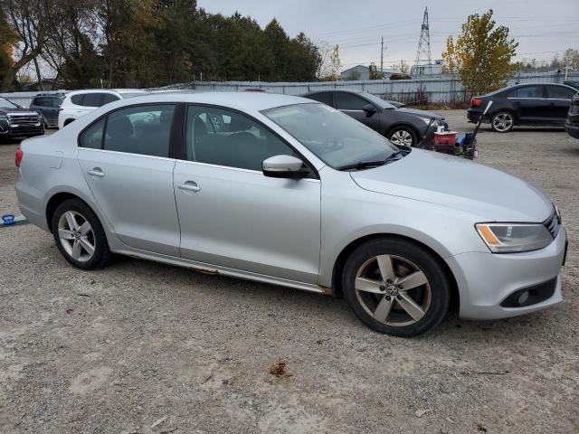 2012 VOLKSWAGEN JETTA TDI - 3VWDL7AJ0CM032230