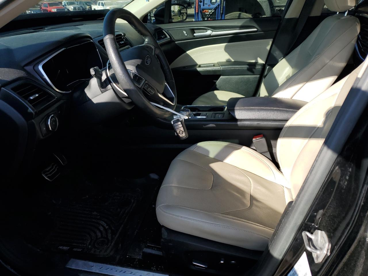 FORD FUSION TITANIUM PHEV