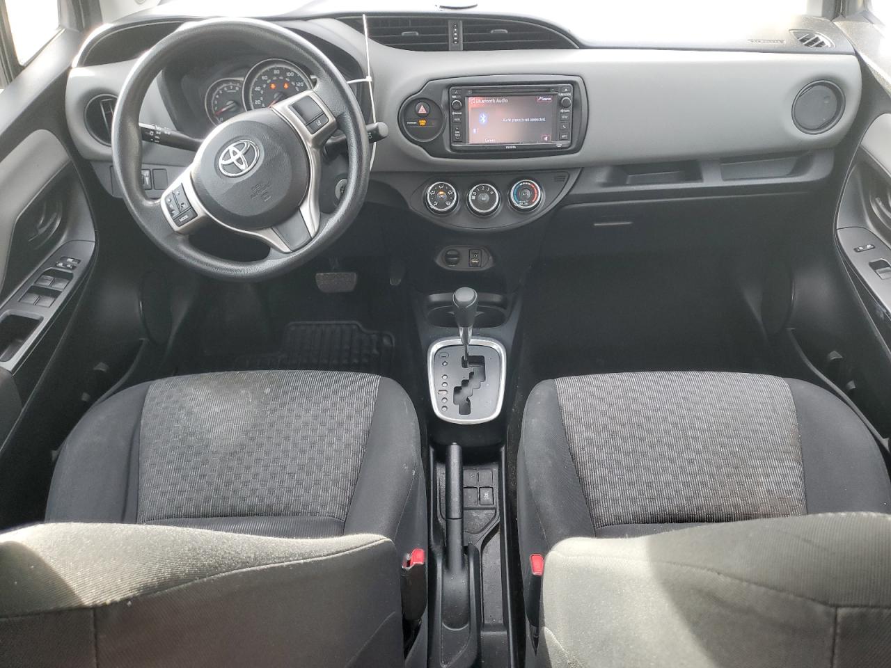 TOYOTA YARIS L