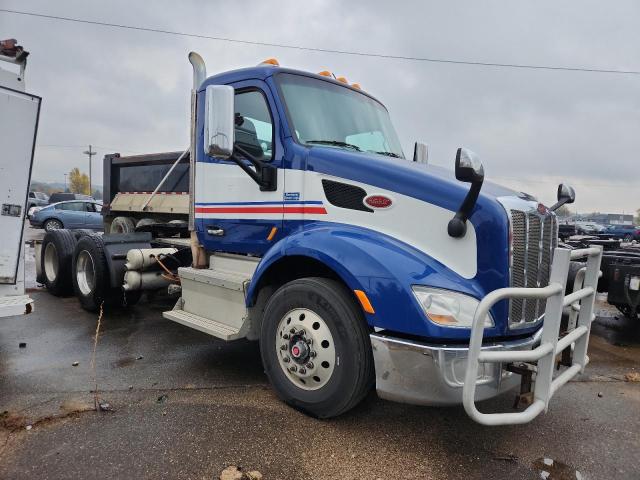 Global Auto Auctions: 2018 PETERBILT TRACTOR 579