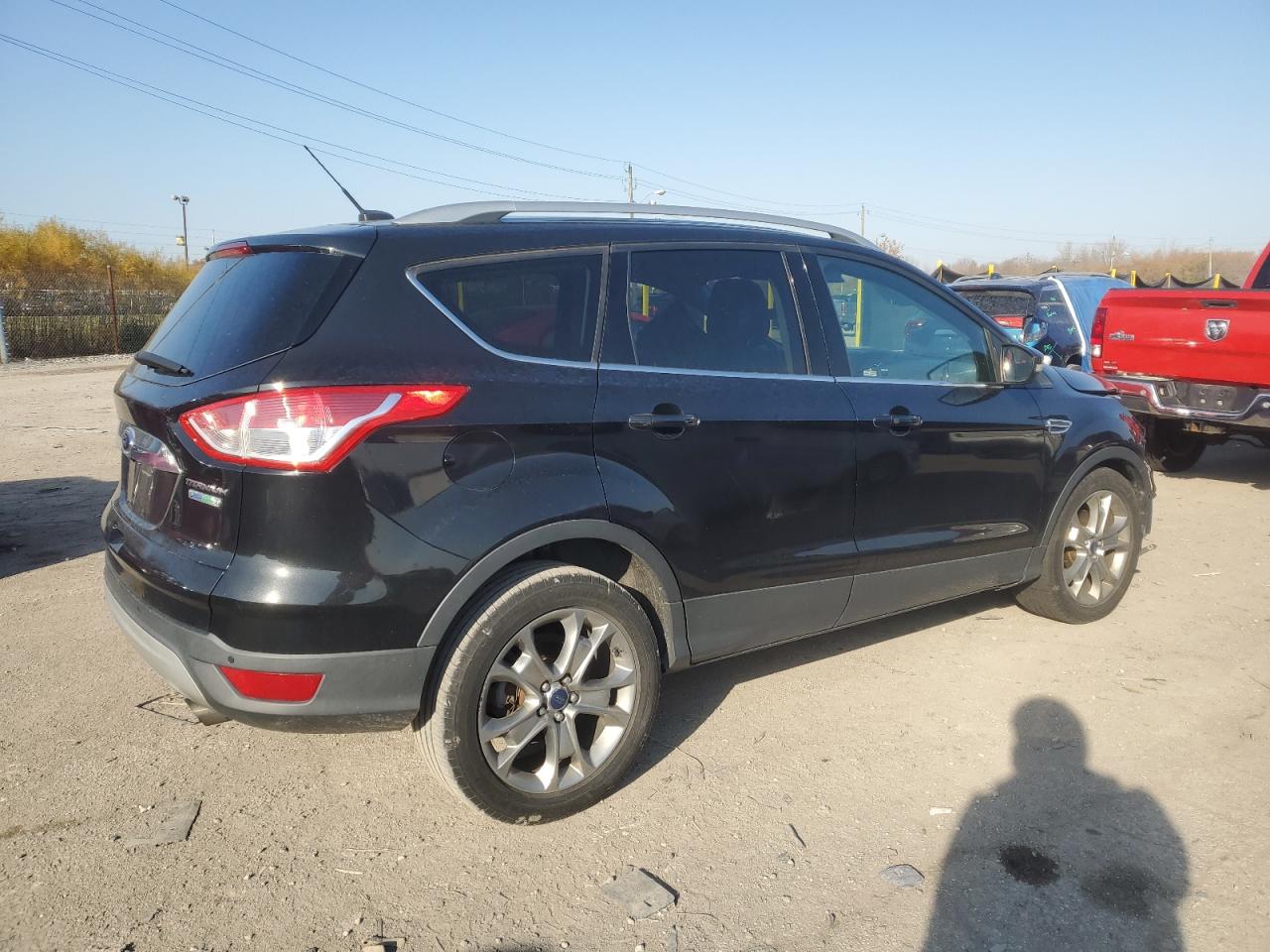 FORD ESCAPE TITANIUM