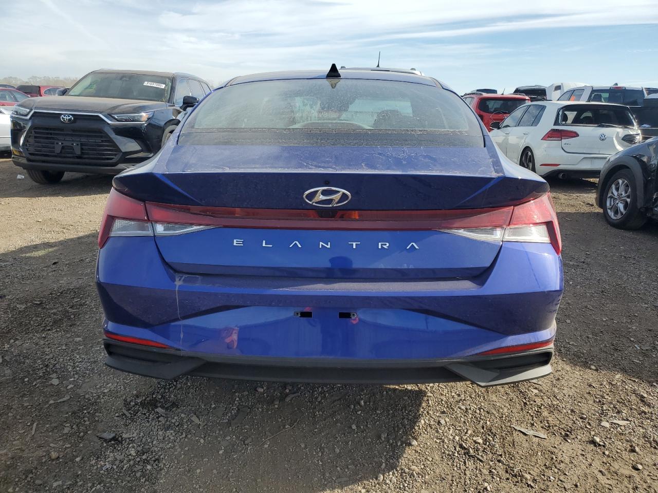 HYUNDAI ELANTRA SEL