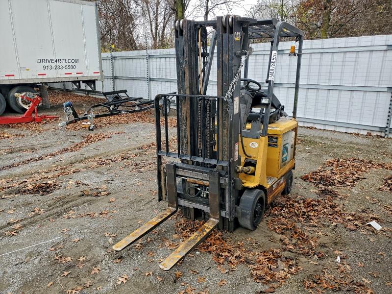 1996 CATERPILLAR FORKLIFT #3296995818