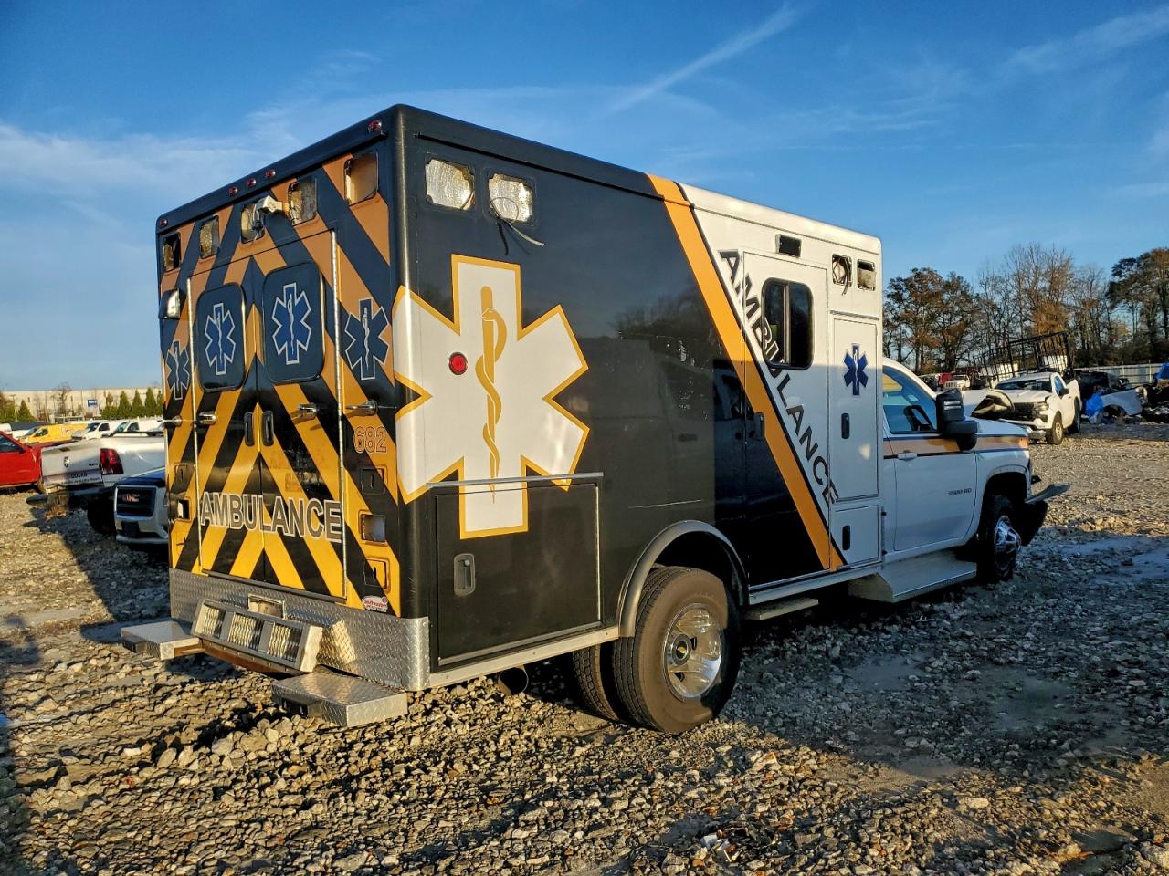 CHEVROLET SILVERADO K3500 LT