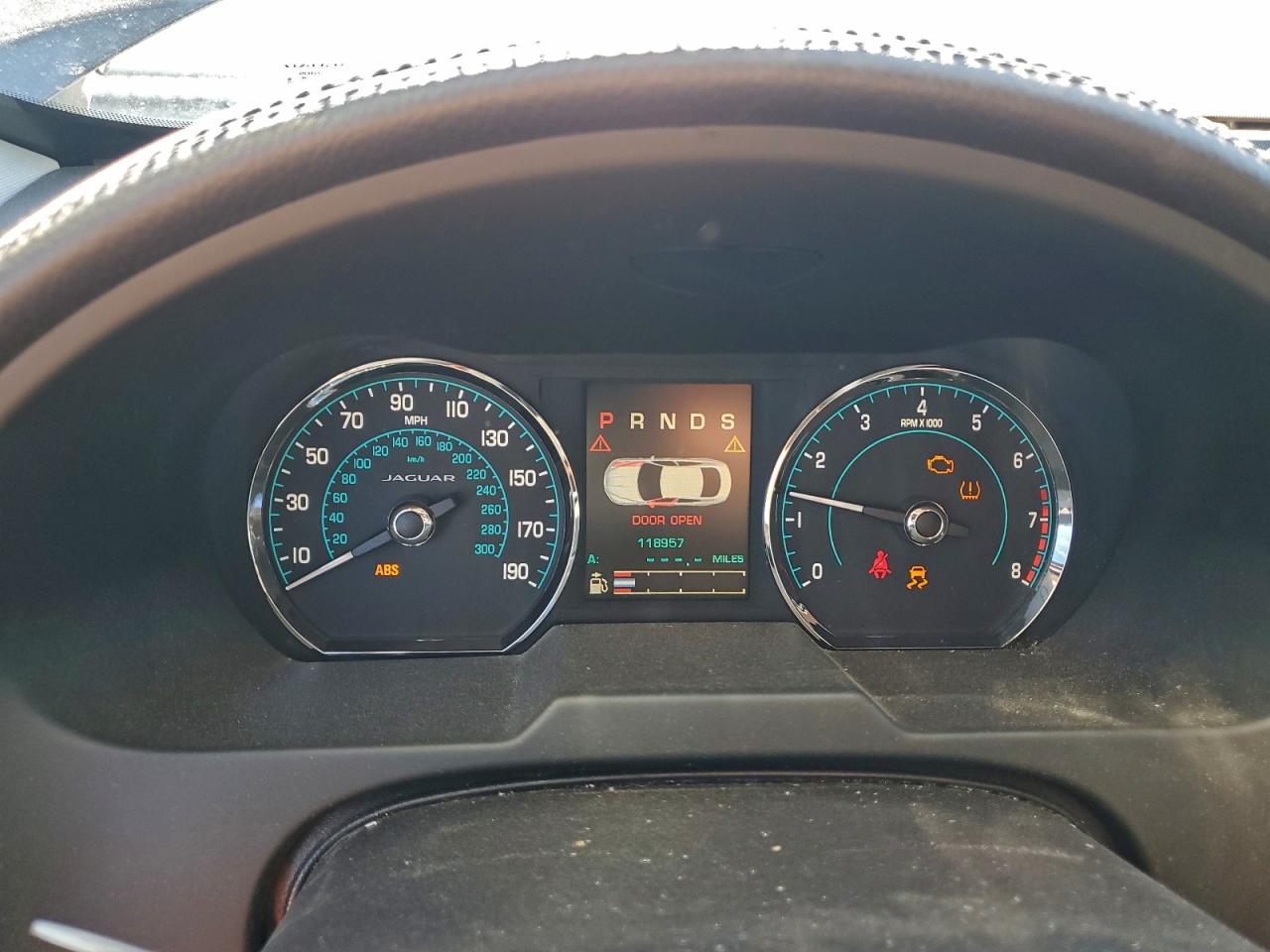 JAGUAR XF 2.0T PREMIUM