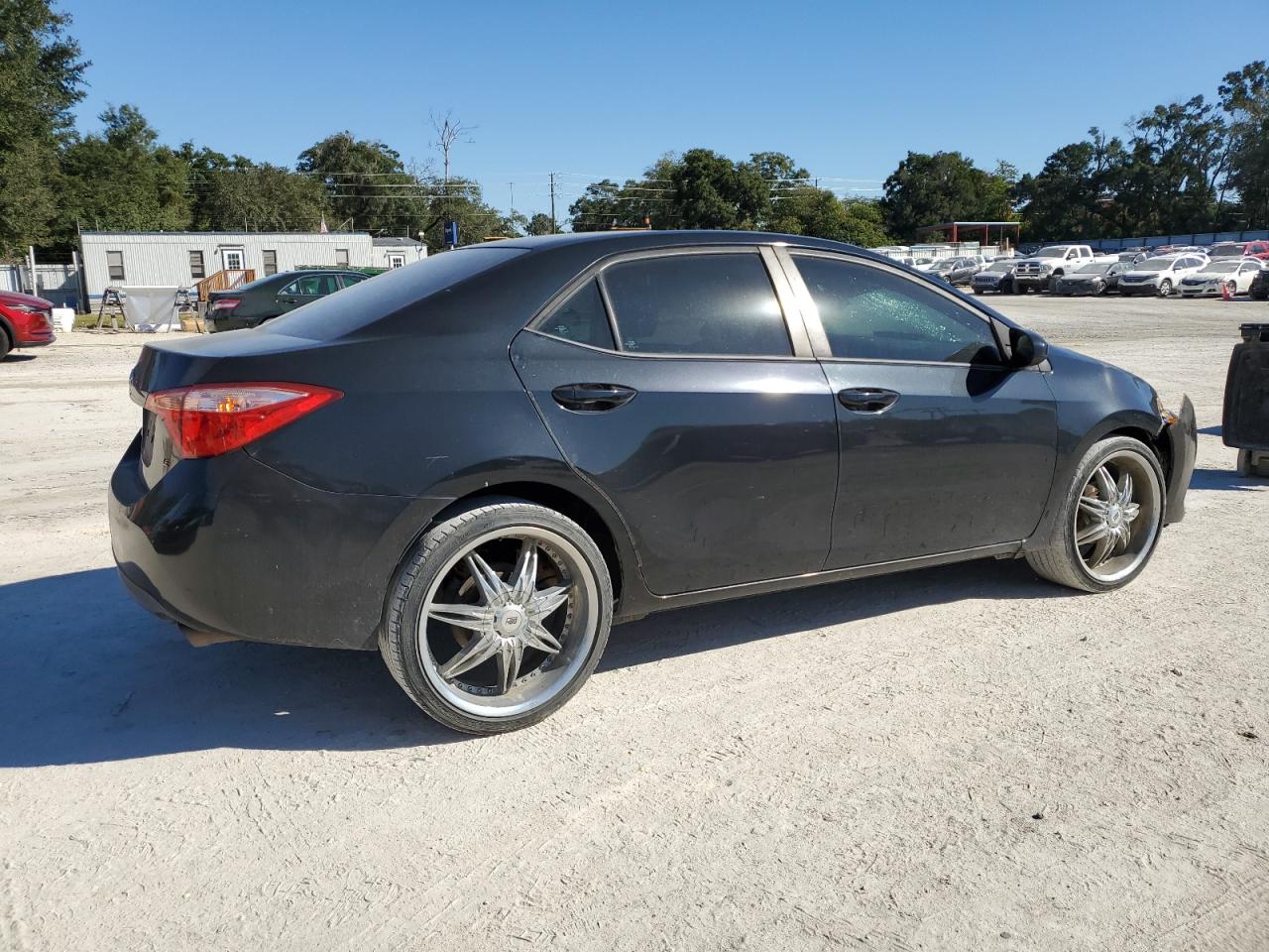 Lot #3302855933 2018 TOYOTA COROLLA L
