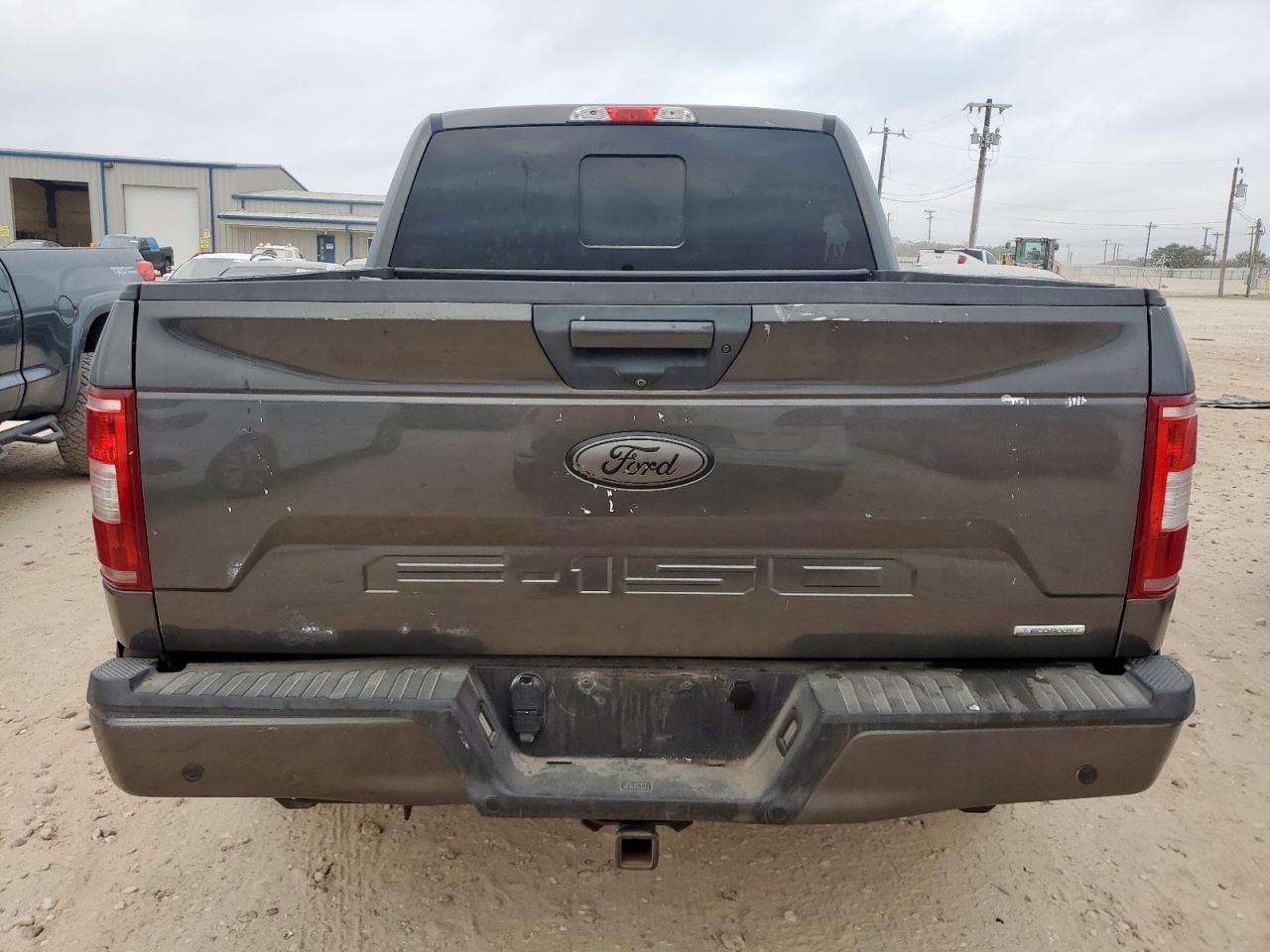 FORD F-150 SUPERCREW