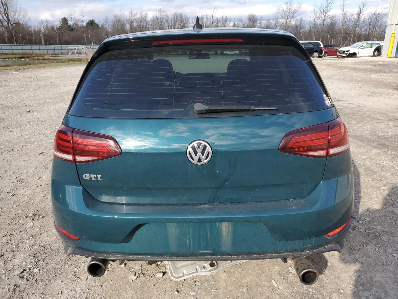 VOLKSWAGEN GOLF GTI S