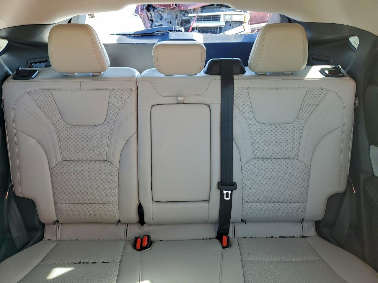 FORD MUSTANG PREMIUM