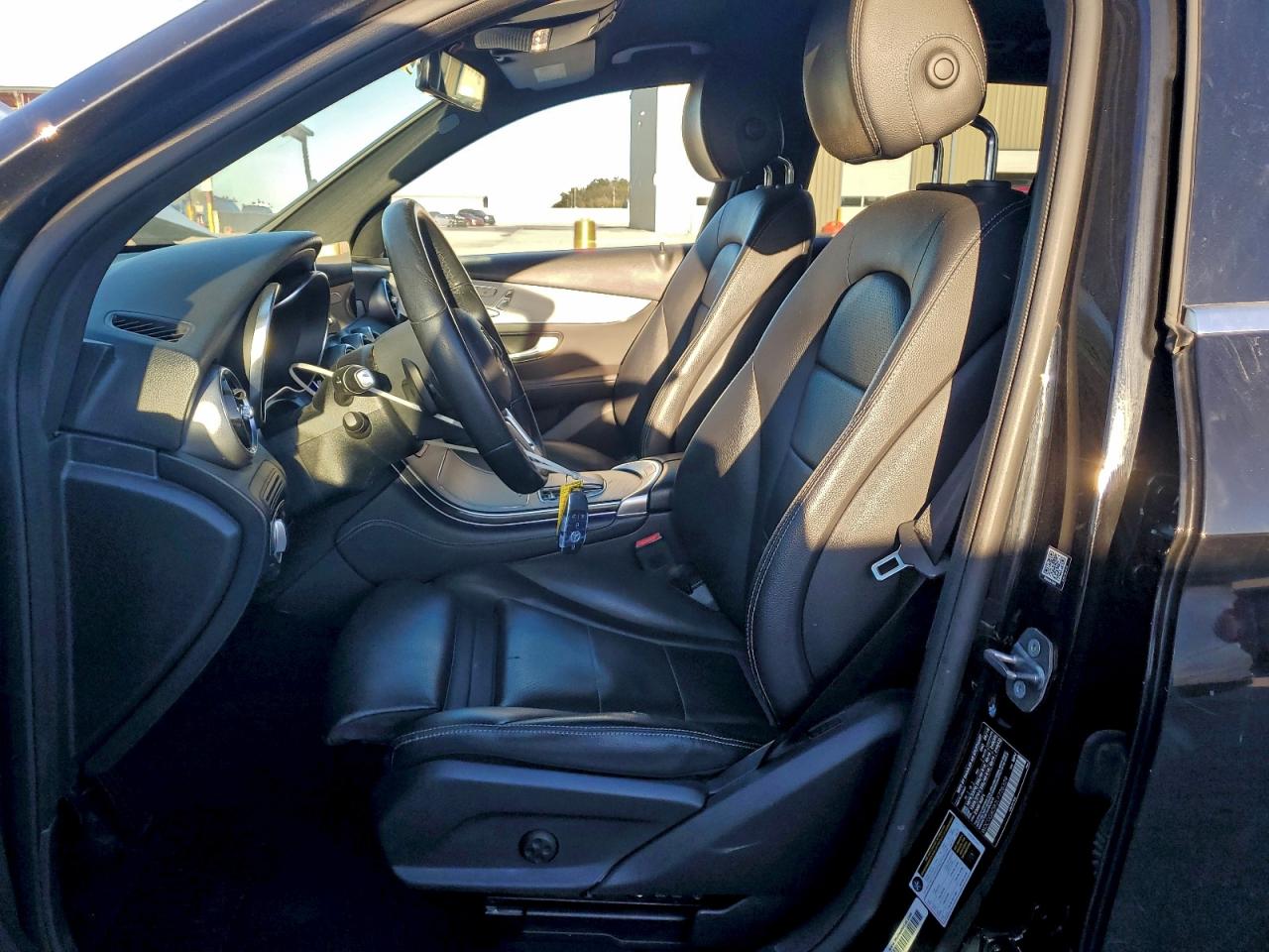 MERCEDES-BENZ GLC-CLASS 300