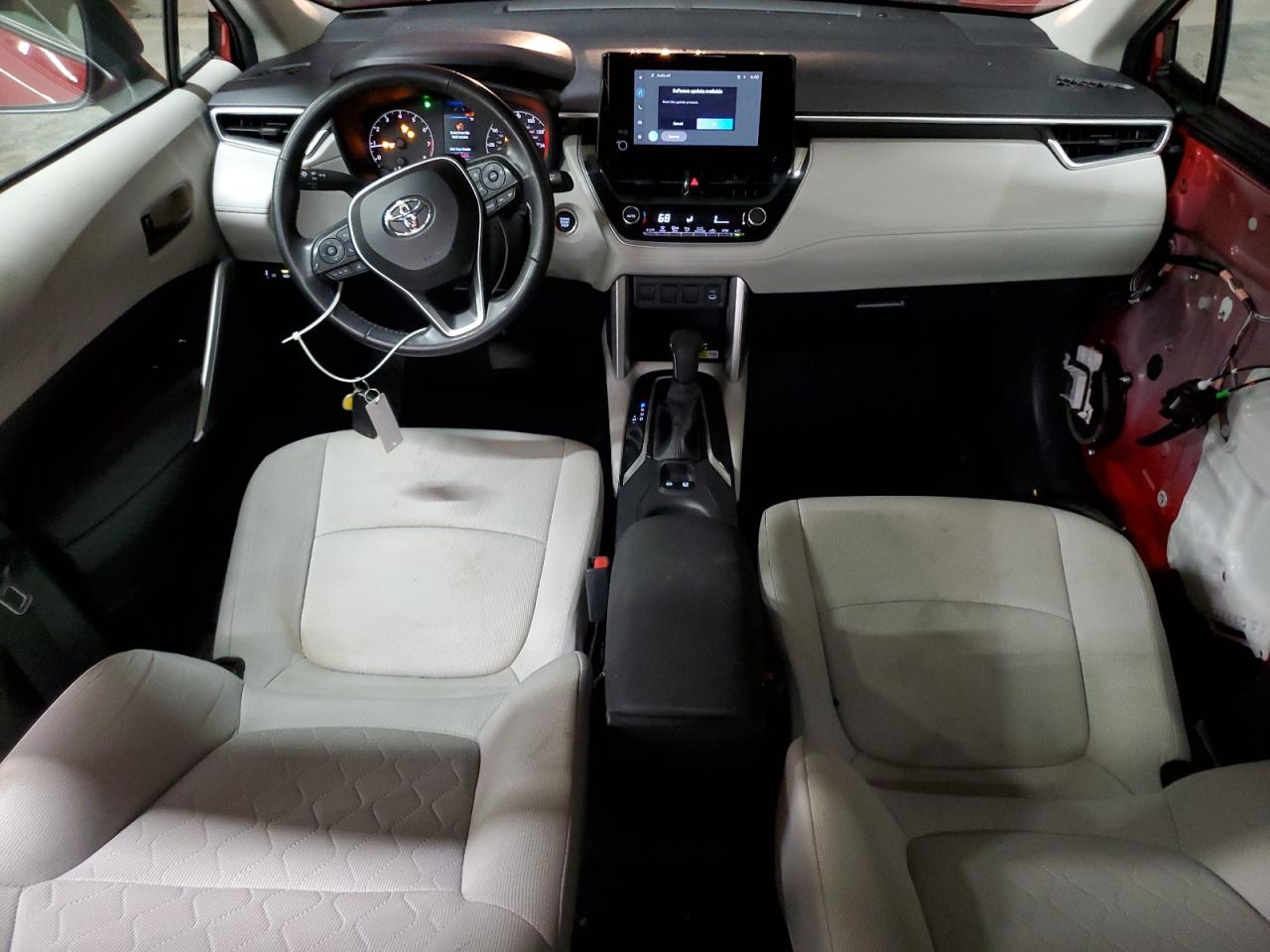 TOYOTA COROLLA CROSS LE