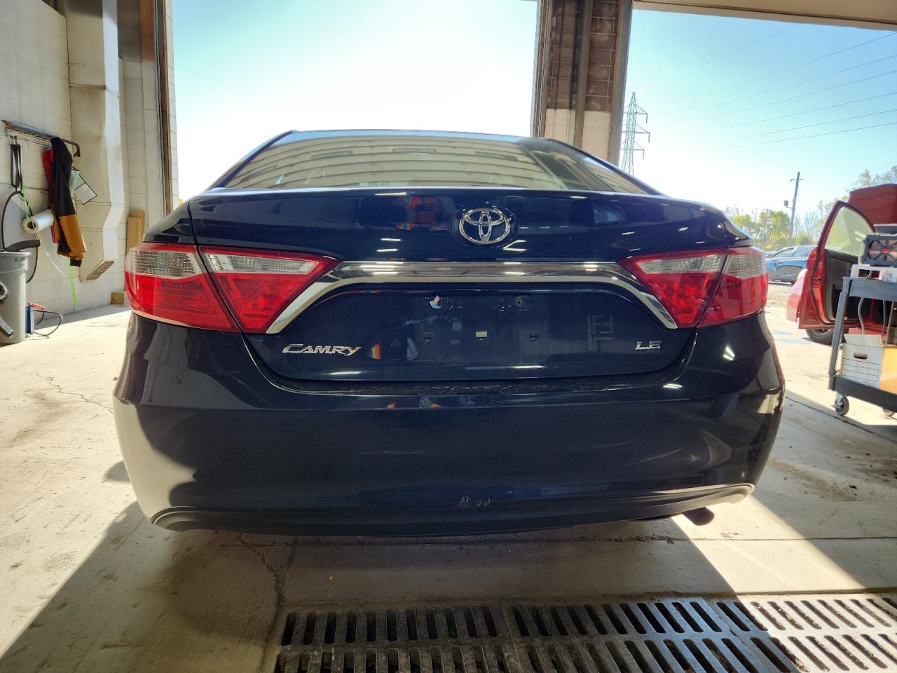 TOYOTA CAMRY LE