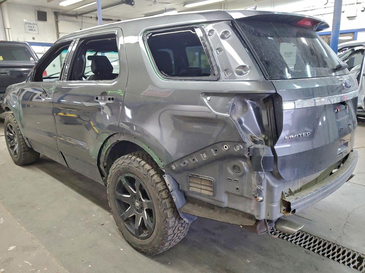 FORD EXPLORER LIMITED