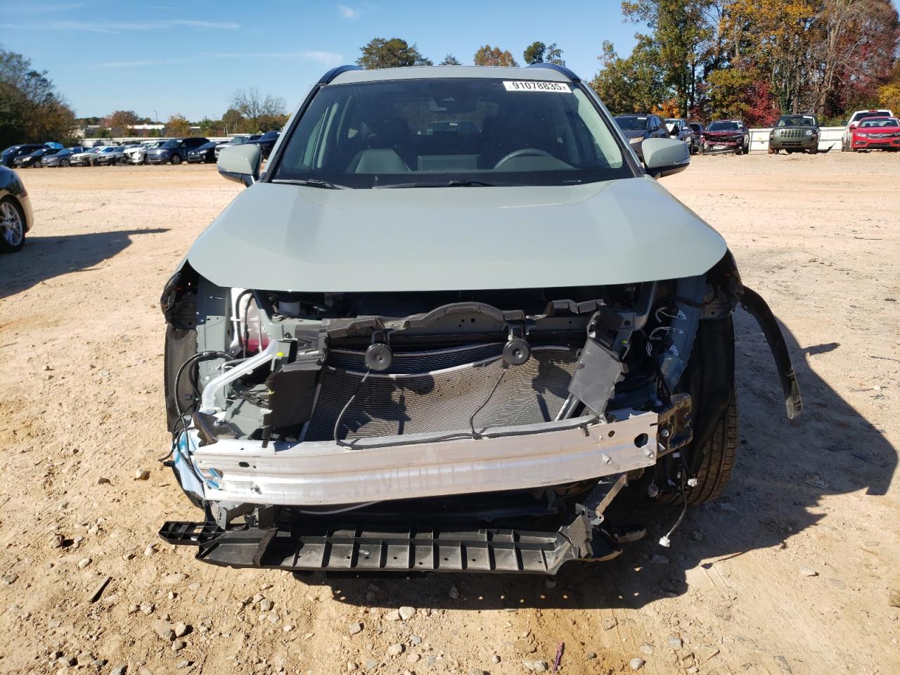 TOYOTA RAV4 XLE PREMIUM