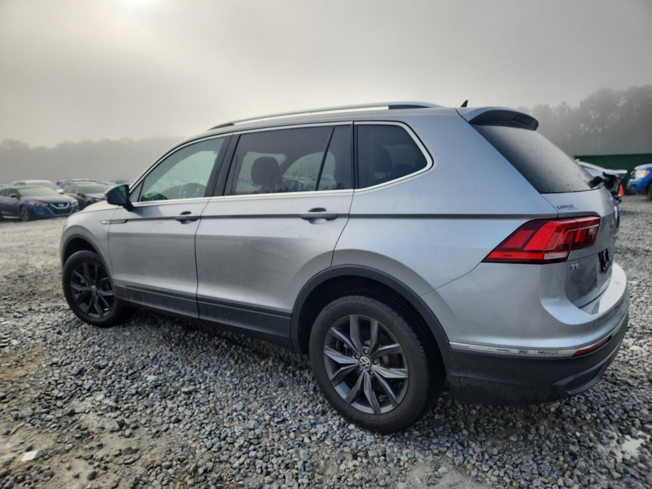 VOLKSWAGEN TIGUAN SE