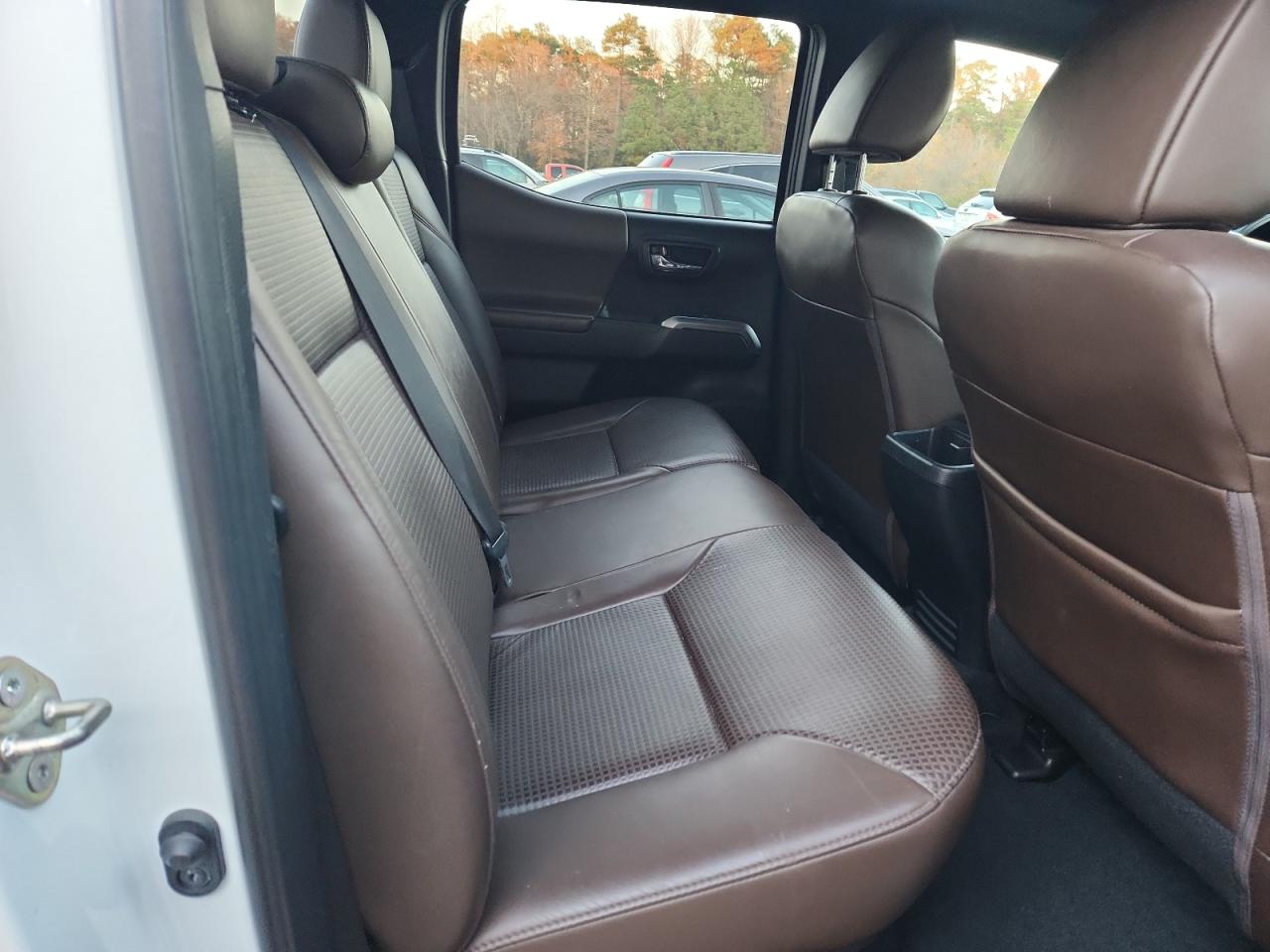 TOYOTA TACOMA DOUBLE CAB