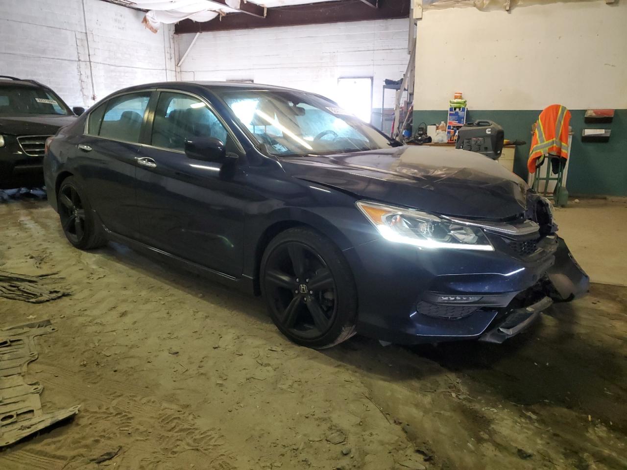 Lot #3301815363 2017 HONDA ACCORD SPO