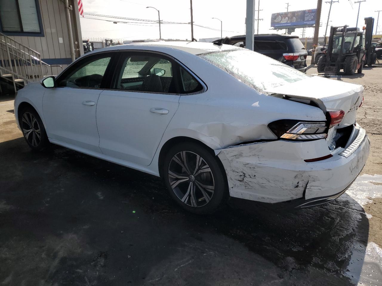 VOLKSWAGEN PASSAT SE