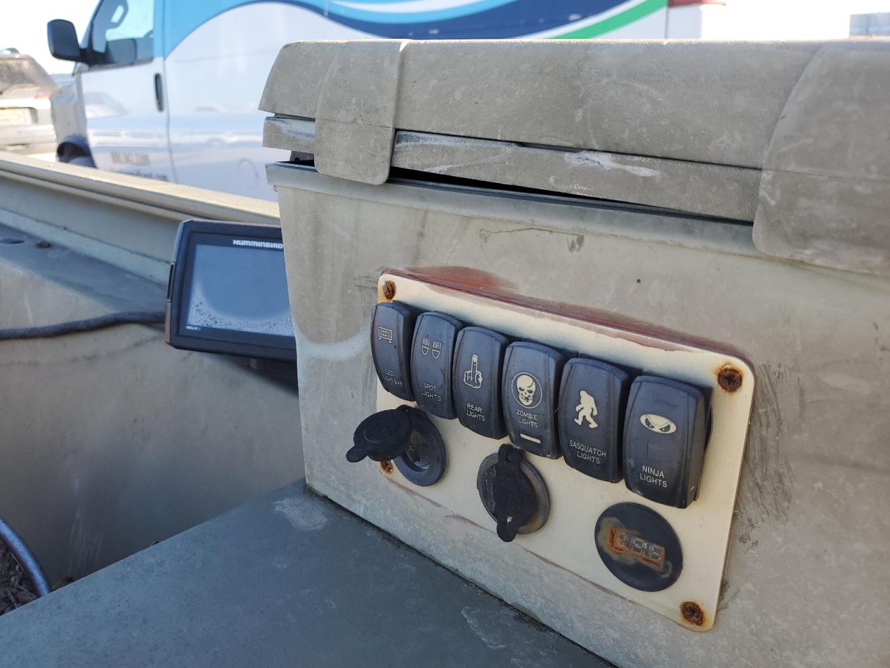 Lot #3301813331 2018 OTHER 1860 AWL