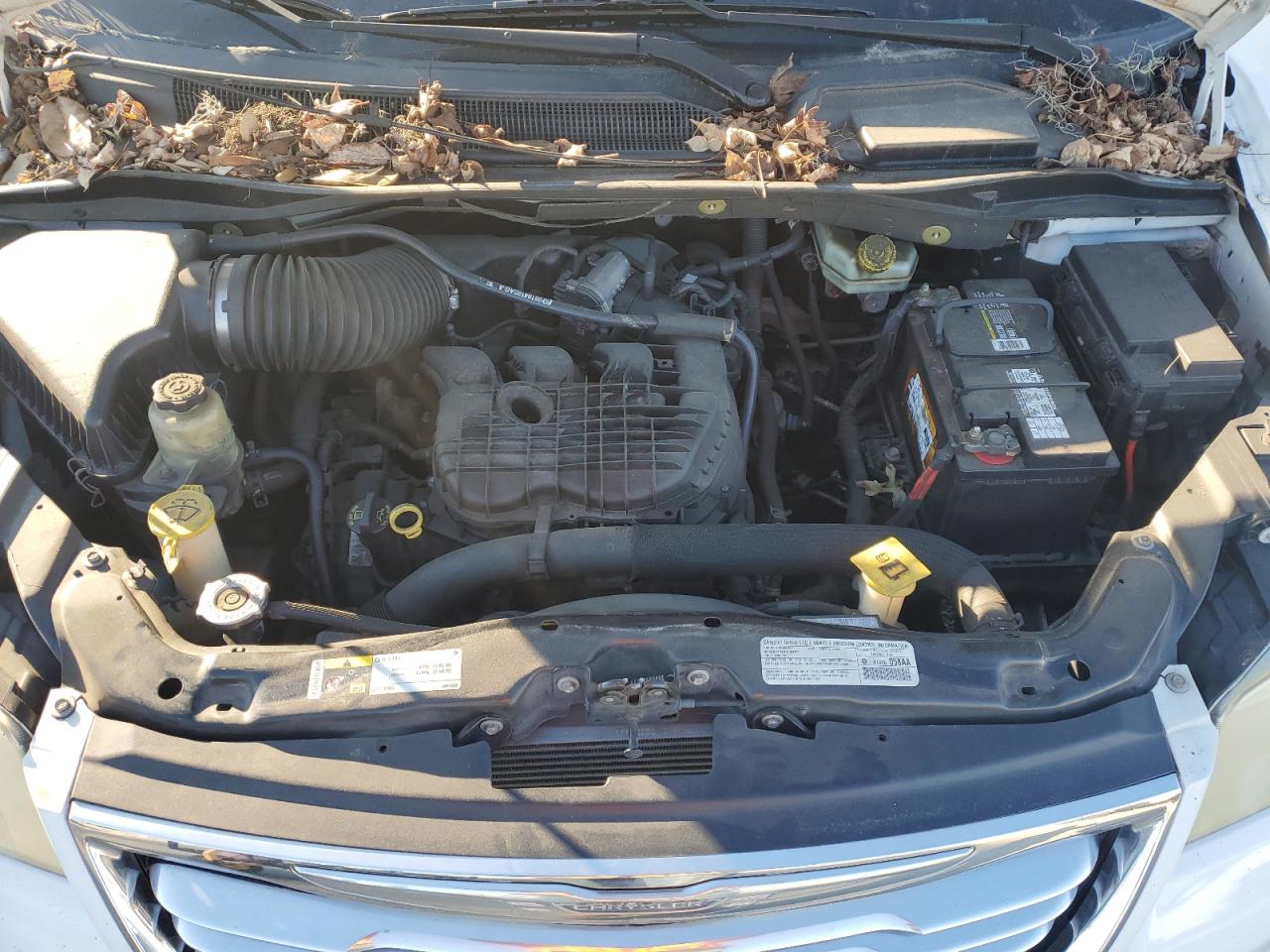 CHRYSLER TOWN & COUNTRY TOURING