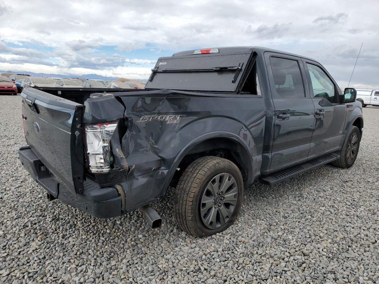 FORD F-150 SUPERCREW