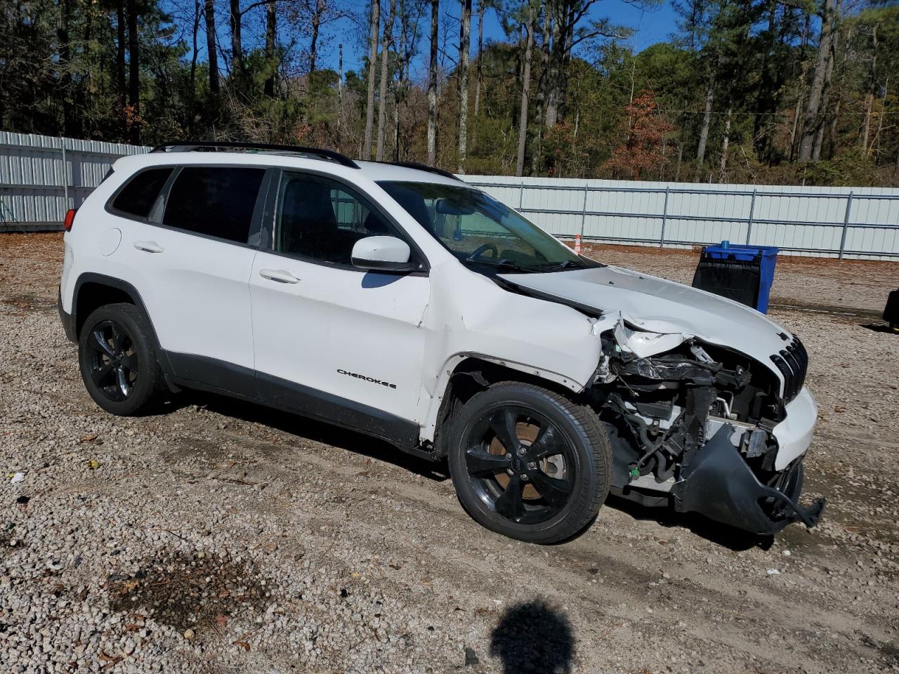 JEEP GRAND CHEROKEE LATITUDE