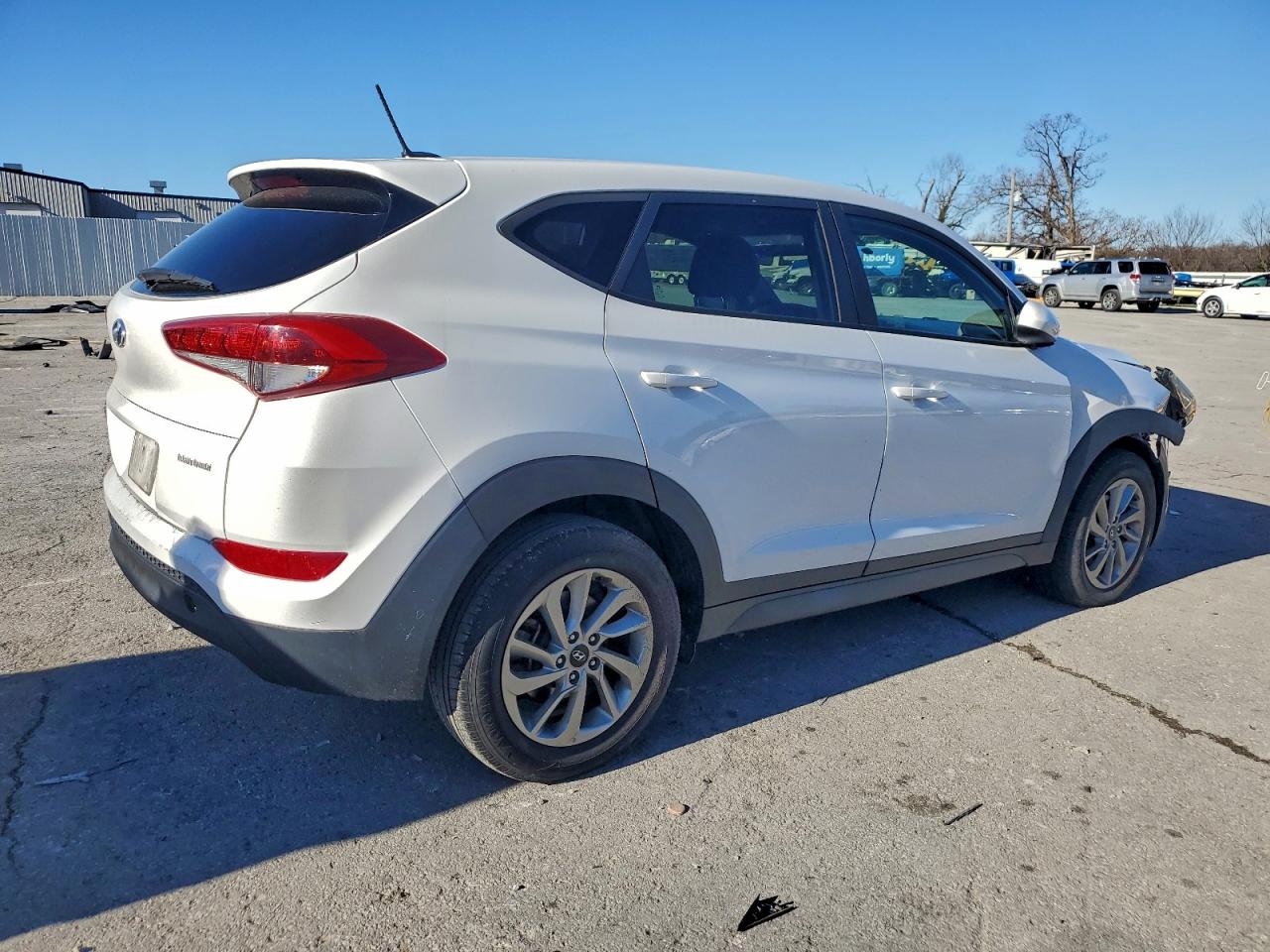 HYUNDAI TUCSON SE