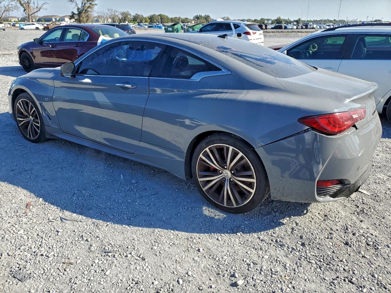 INFINITI Q60 PREMIUM