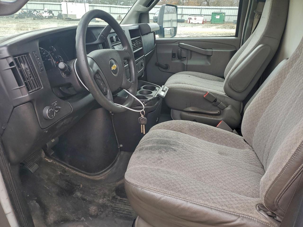 Lot #3312358790 2017 CHEVROLET EXPRESS