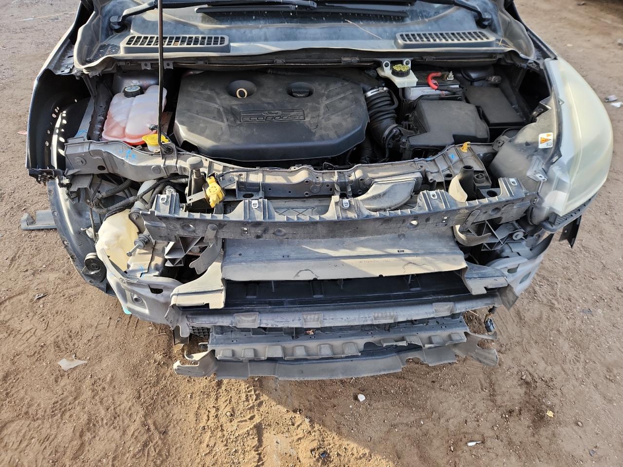 FORD ESCAPE TITANIUM