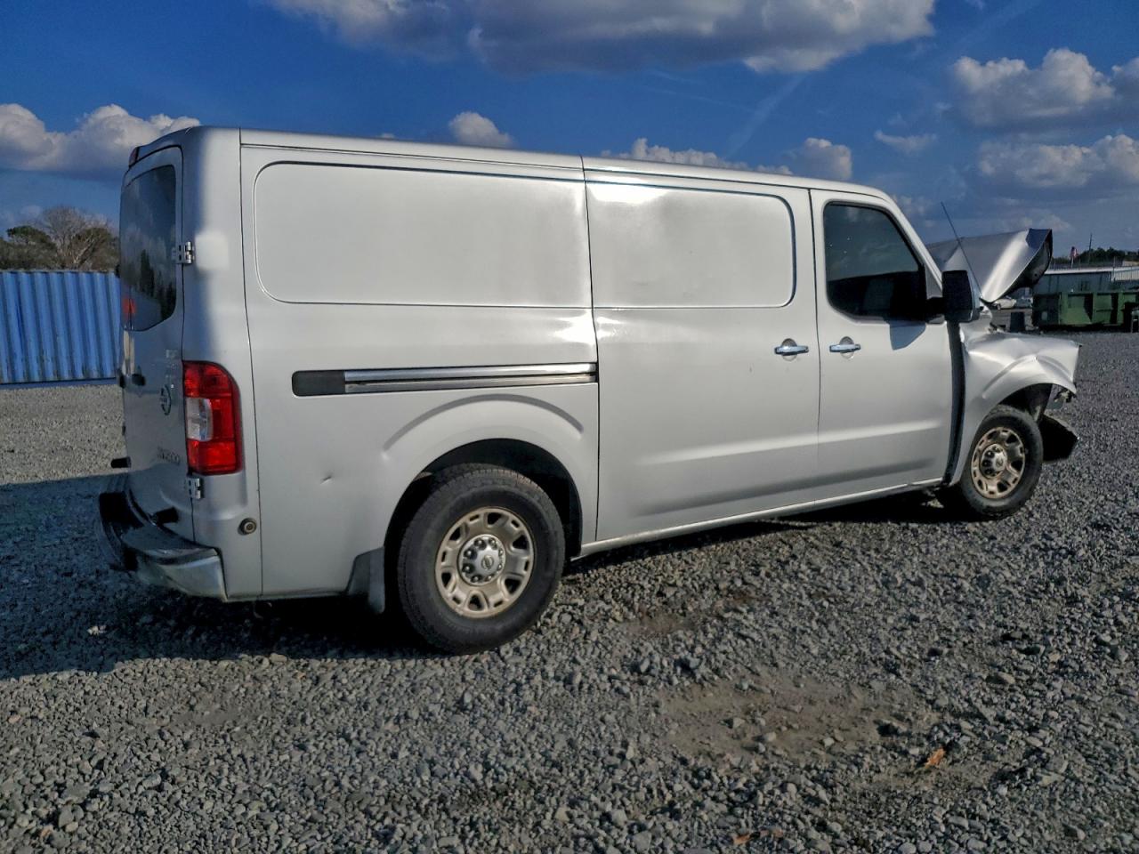 NISSAN NV1500 1500