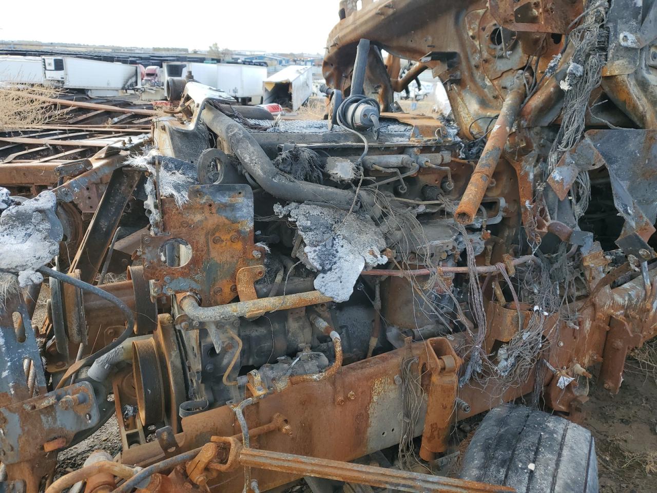 Lot #3291435134 2020 INTERNATIONAL LT625