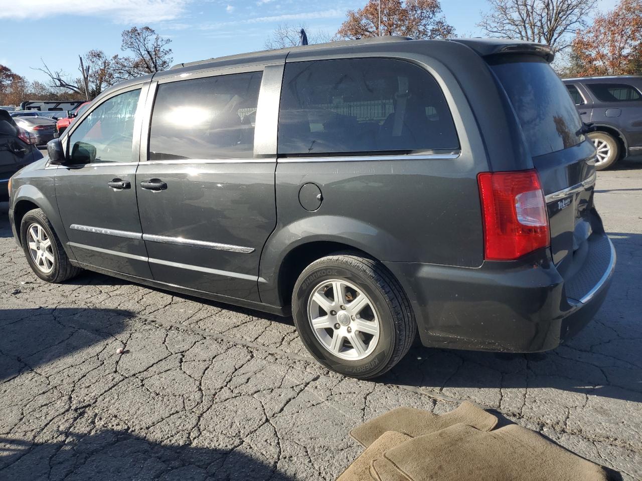 CHRYSLER TOWN & COUNTRY TOURING