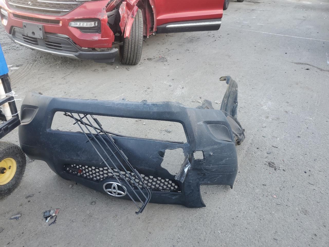 Lot #3318923917 2009 TOYOTA YARIS