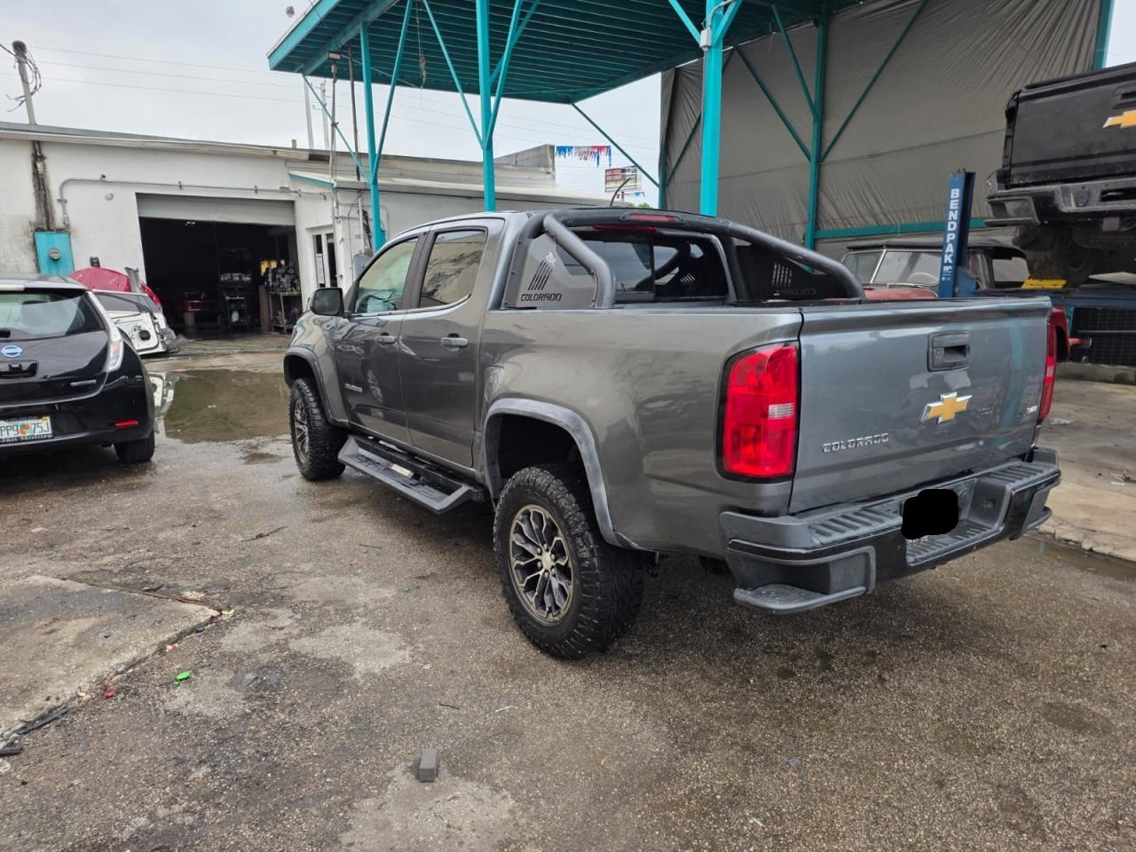 CHEVROLET COLORADO ZR2