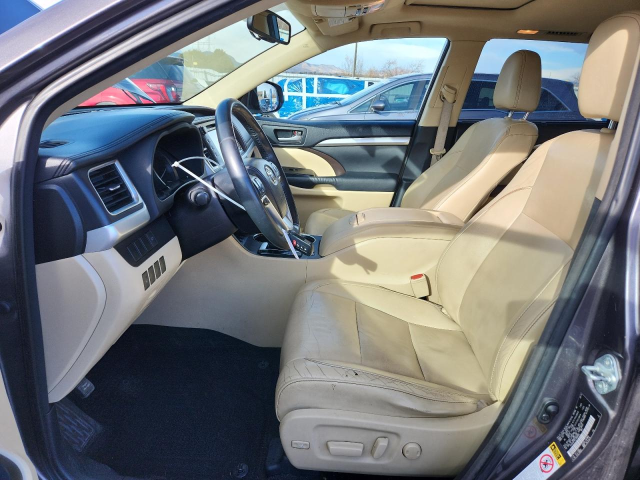 TOYOTA HIGHLANDER XLE