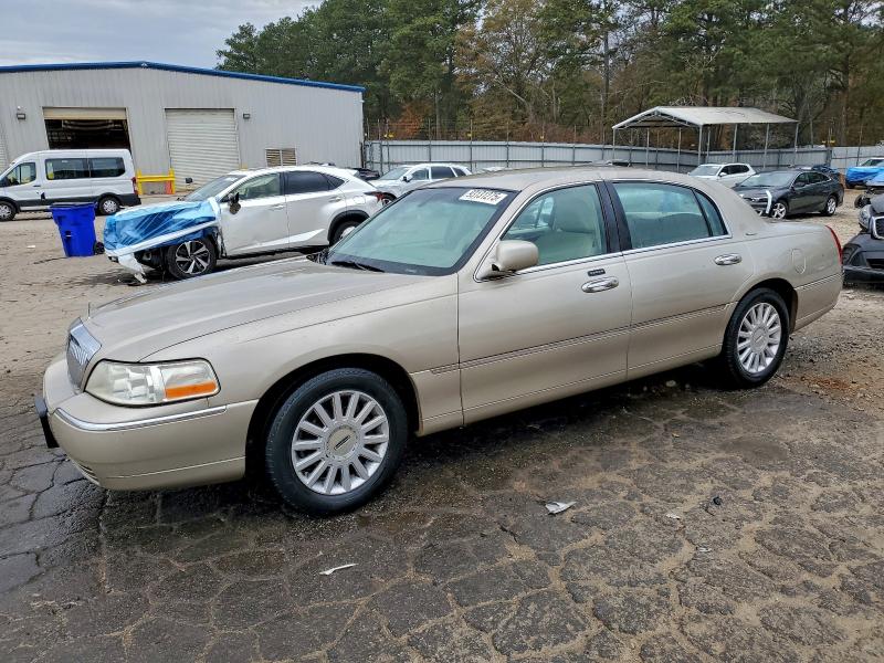 LINCOLN TOWN CAR S