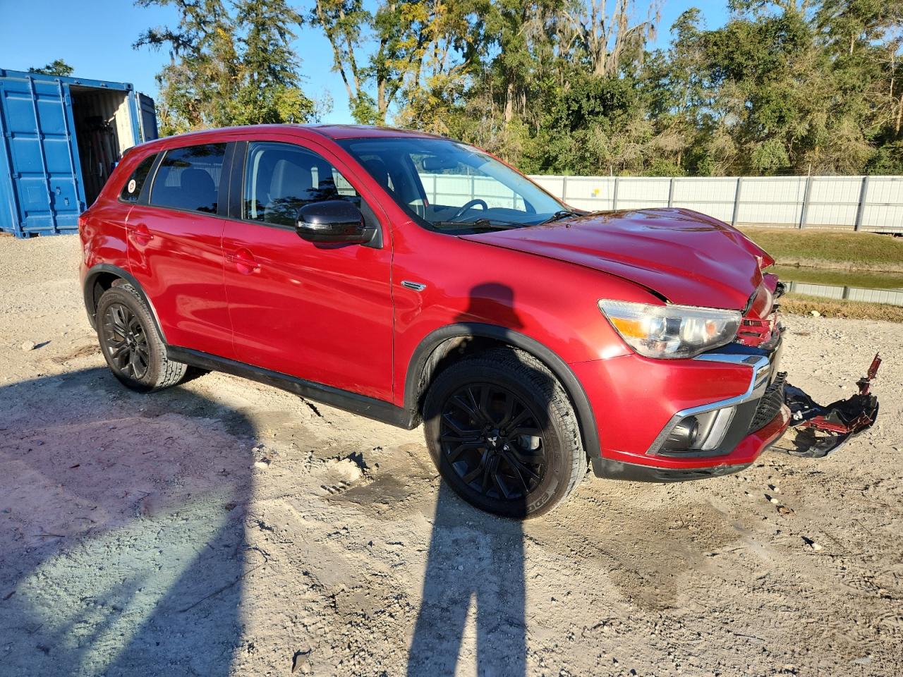 MITSUBISHI OUTLANDER ES