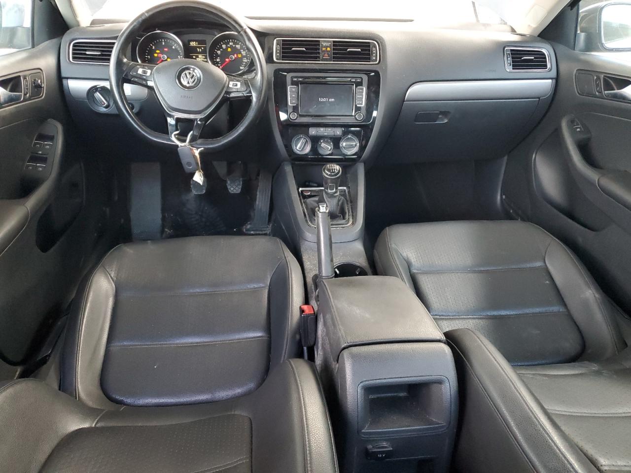 VOLKSWAGEN JETTA TDI