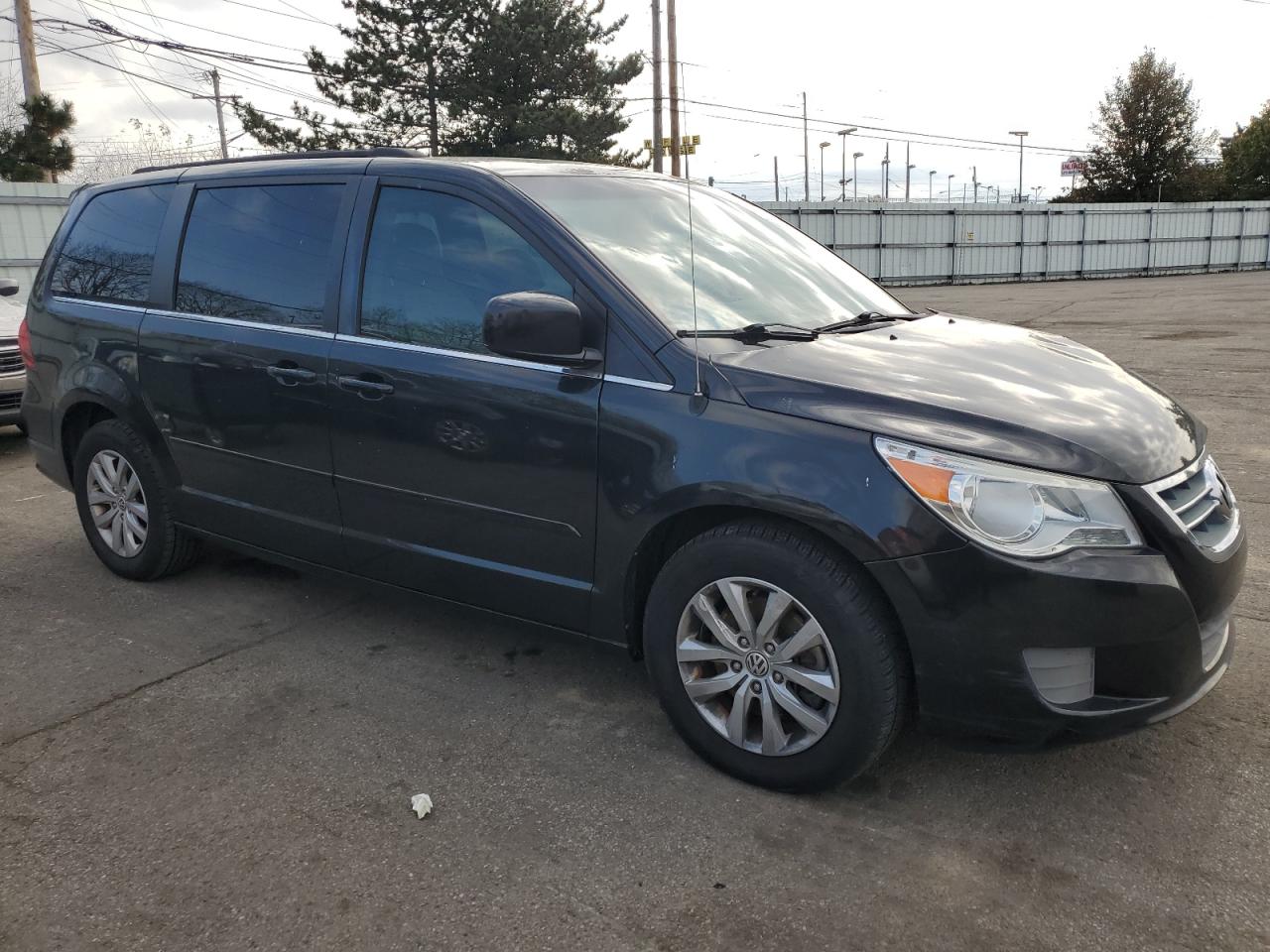VOLKSWAGEN ROUTAN SE